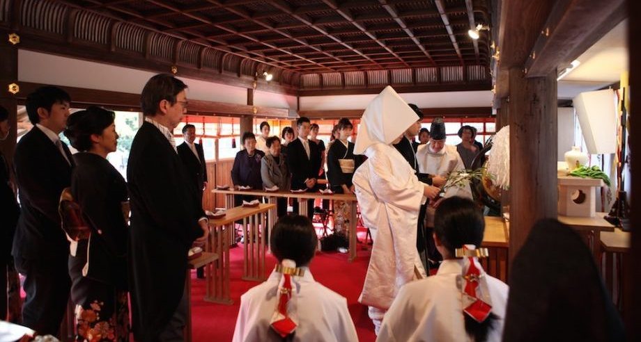 神前式 親族の服装マナー ホストにふさわしい格好を 京都 タガヤ和婚礼