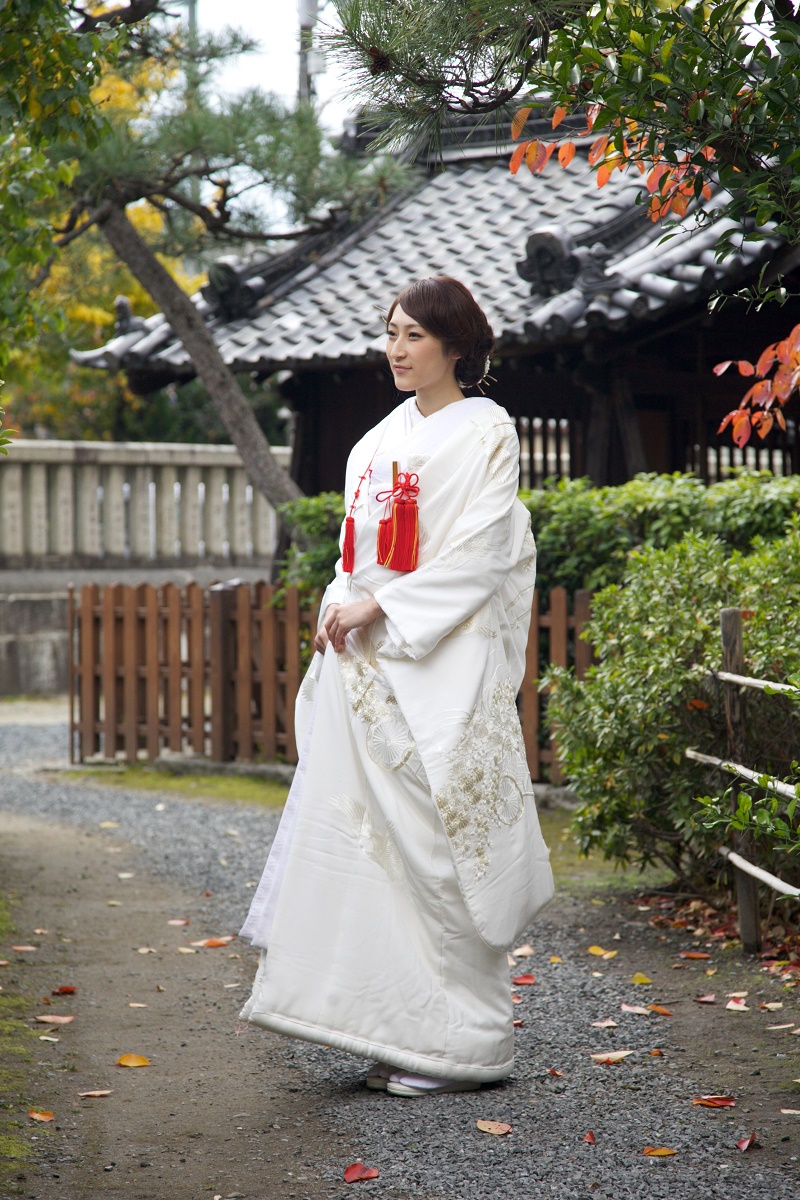 実は種類いろいろ 白無垢レンタルの選び方 京都 タガヤ和婚礼