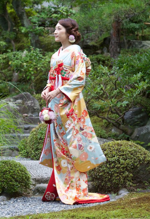 神前式で人気の着物は？京都の老舗呉服店が選ぶおすすめ和装 | 京都 