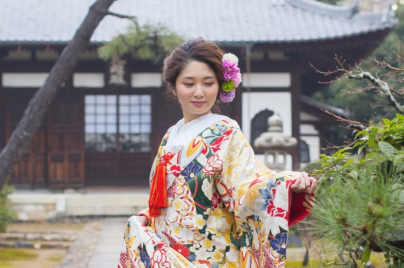 色打掛を着て挙げる結婚式 おすすめの色打掛３選 京都 タガヤ和婚礼