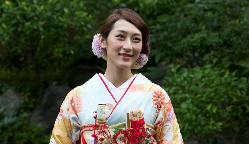 花嫁姿の髪型を 前髪なし で素敵に決めたい 京都 タガヤ和婚礼