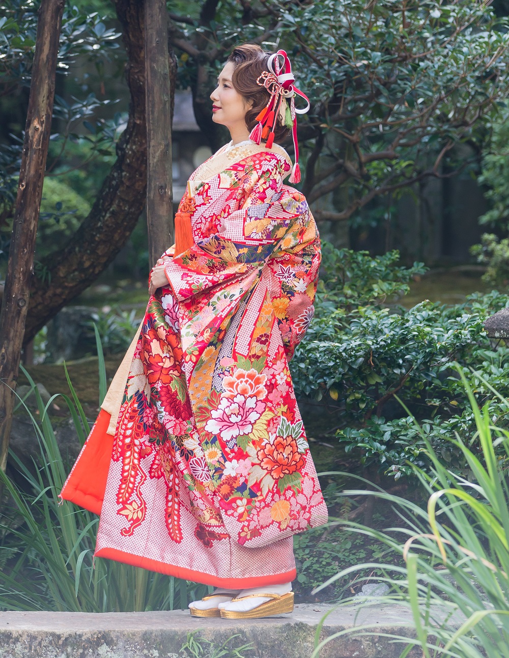 貴重な伝統技法 】鹿の子絞りの色打掛 | 京都/タガヤ和婚礼