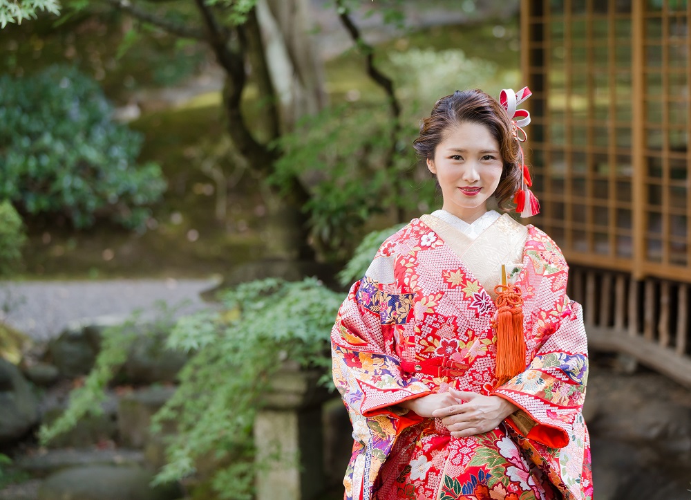 掛け替え で短時間のお色直しを 和装の知恵をご紹介 京都 タガヤ和婚礼
