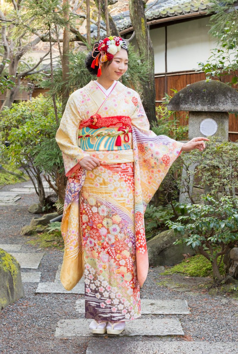 結婚式にお呼ばれした時の着物の選び方を紹介します 京都 タガヤ和婚礼