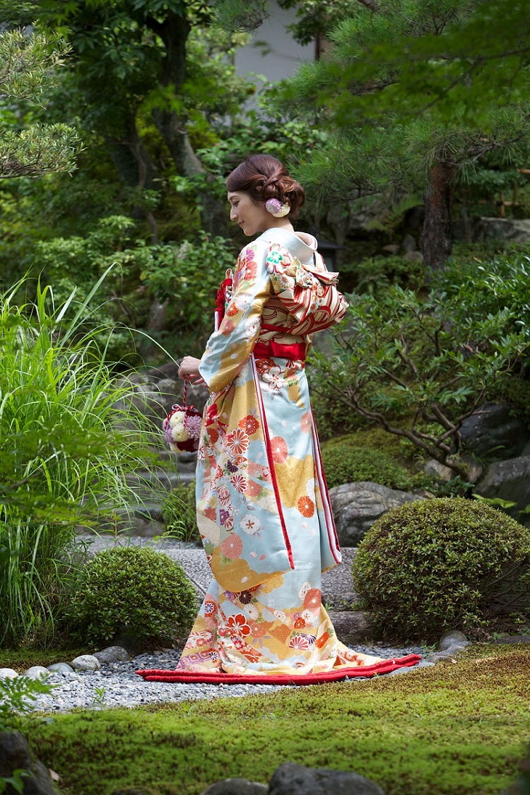和装 神前式 引振袖の髪型はかつら 洋髪 京都 タガヤ和婚礼
