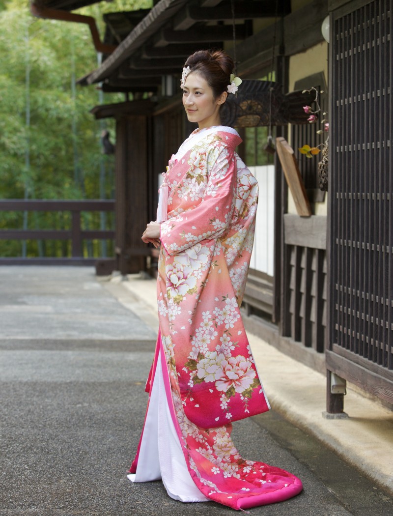 着物の柄・季節ごとの決まりはあるの？ | 京都/タガヤ和婚礼